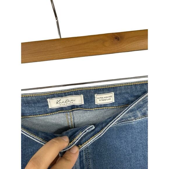 KanCan Signature Ultra High Rise Extreme Flare Jeans Medium Wash Womens 29X34 - Picture 5 of 11